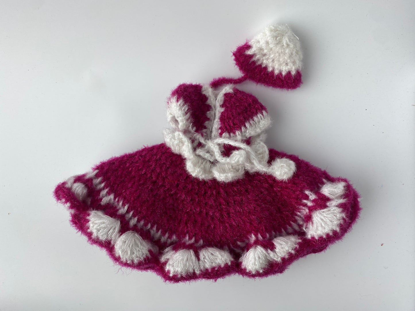 Woolen dress for 6-7 no Laddoo gopal