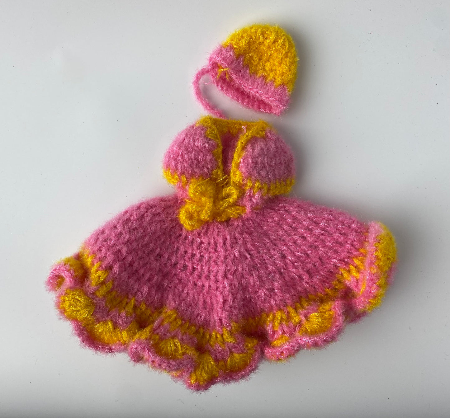 Woolen dress for 6 no Laddoo gopal