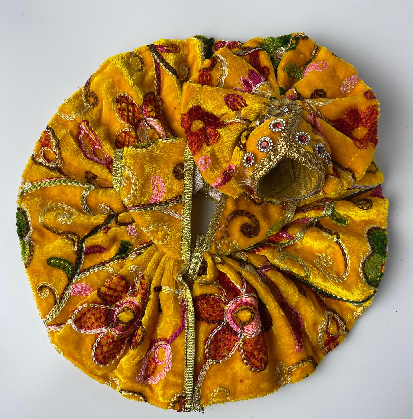 Yellow velvet for winter