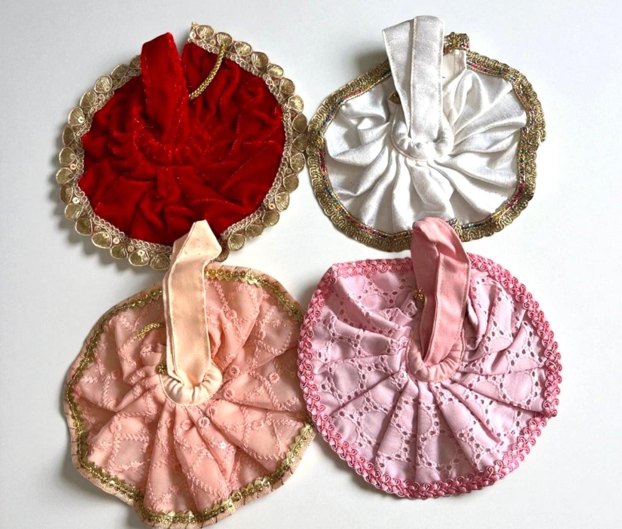 3 no dress (Set of 4)