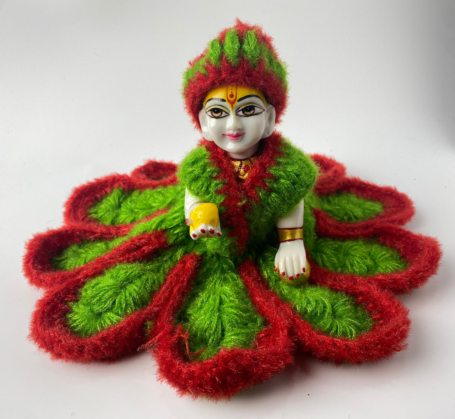 Woolen dress for 6-7 no Laddoo gopal