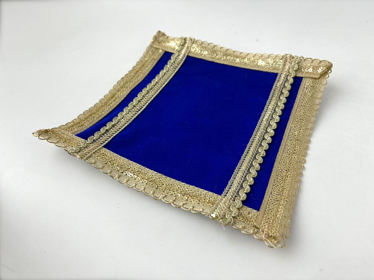 Beautiful Asan for Laddoo Gopal