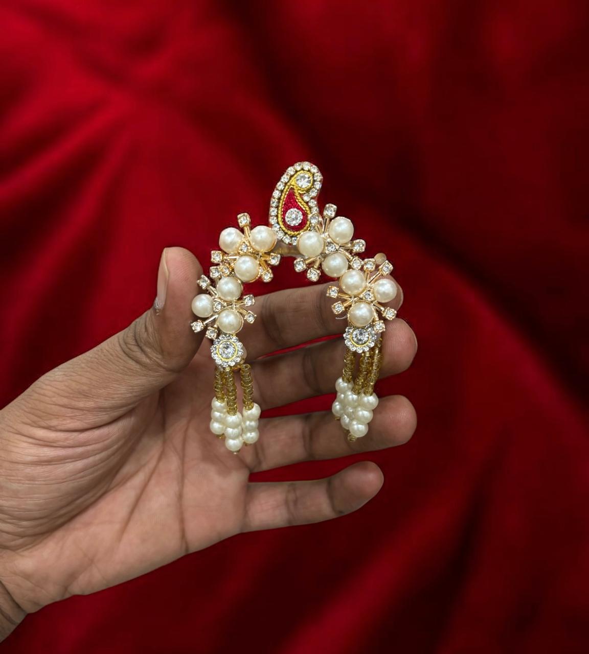 Heavy Chandrika for Radharani