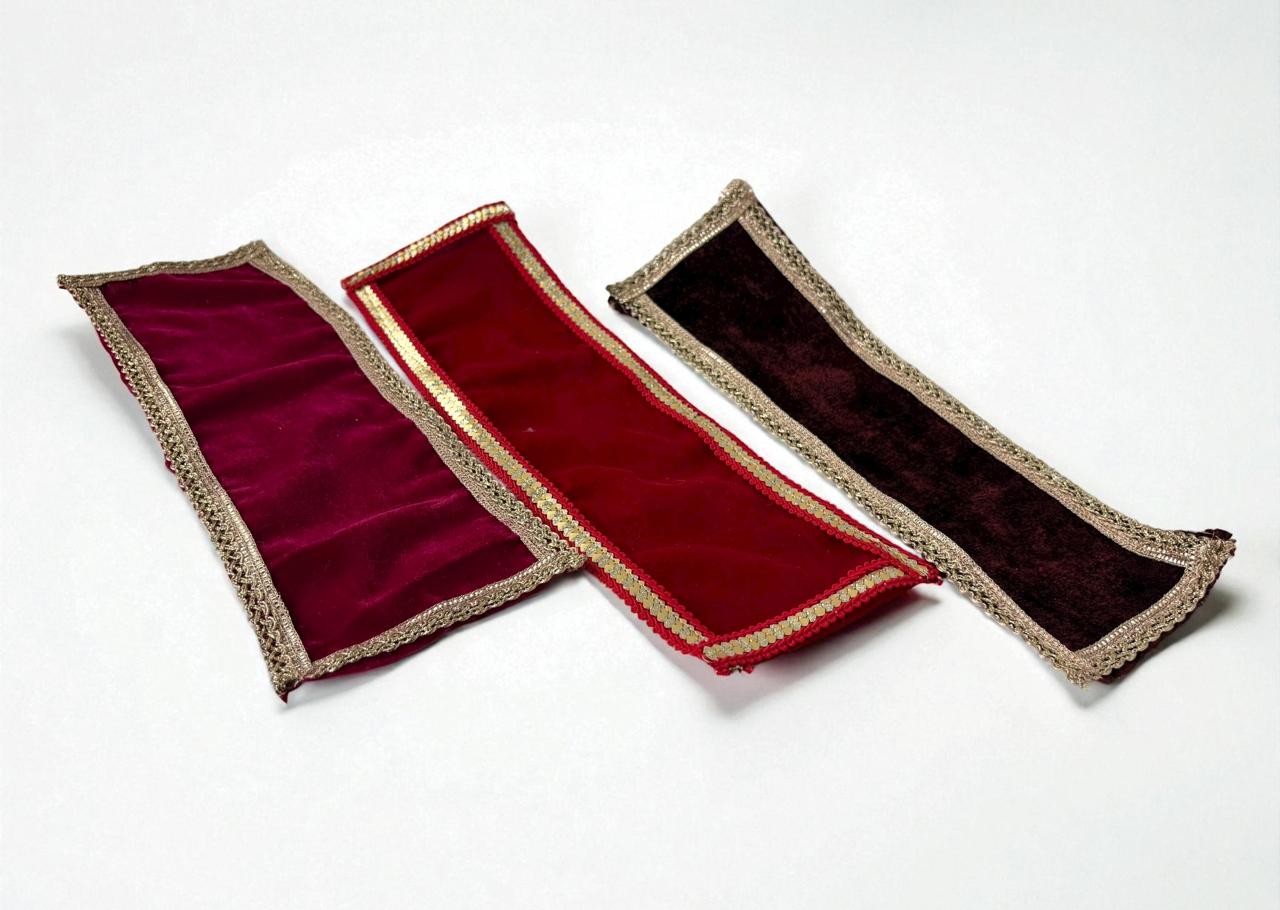 Chunni for Radharani (Set of 3)