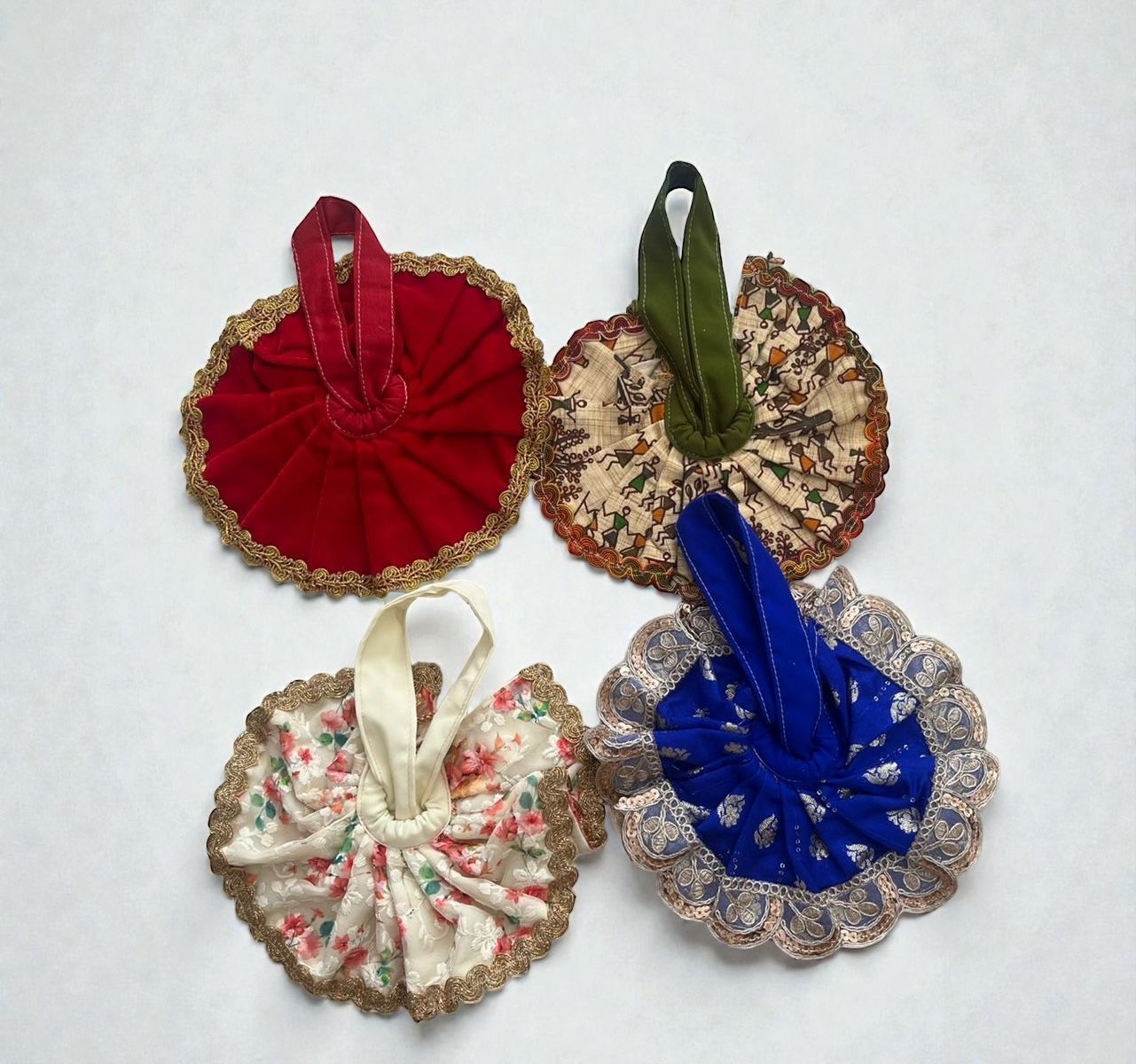 3 no dress (Set of 4)