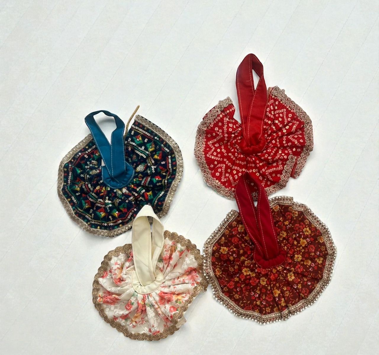 3 no dress (Set of 4)