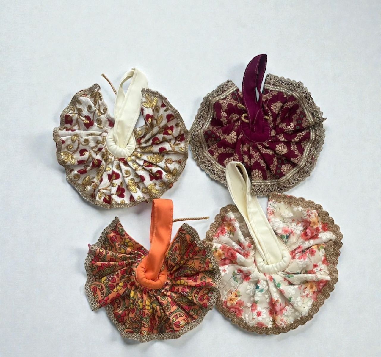 3 no dress (Set of 4)