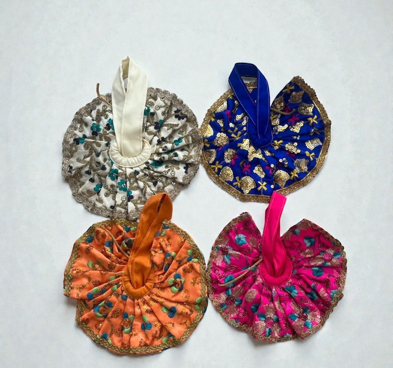 3 no dress (Set of 4)