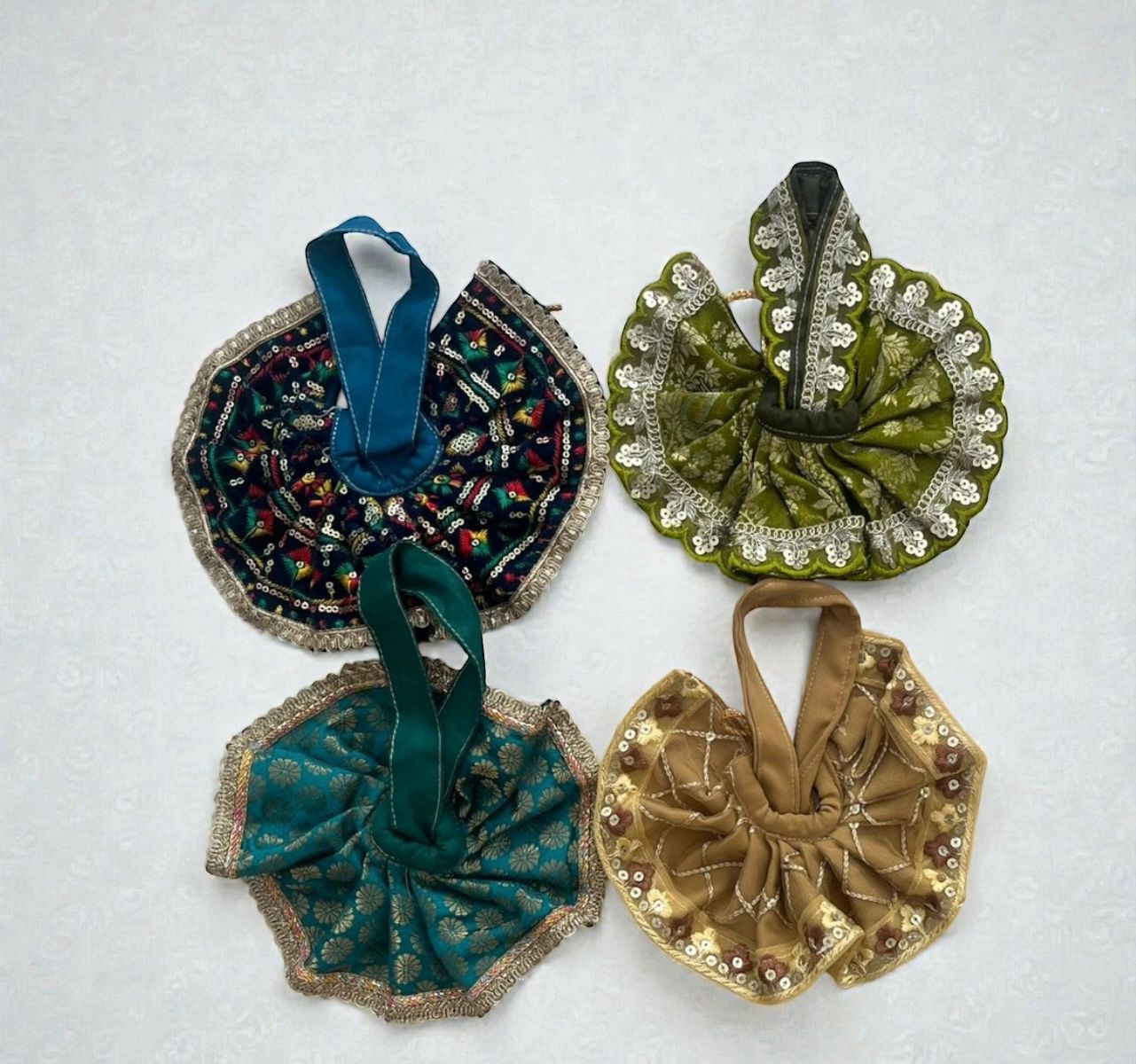 3 no dress (Set of 4)