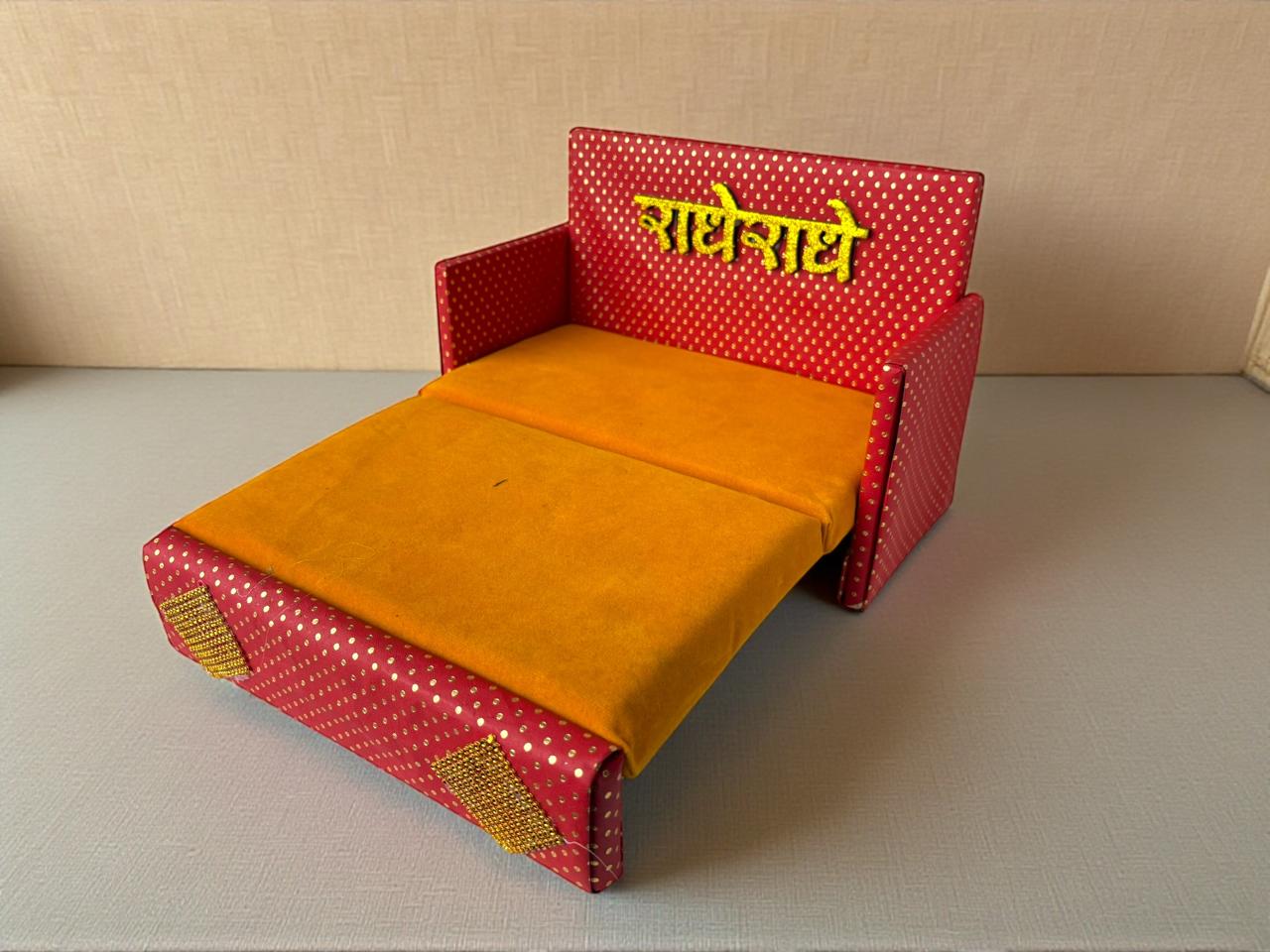 Sofa/Bed for Laddoo Gopal (Adjustable)