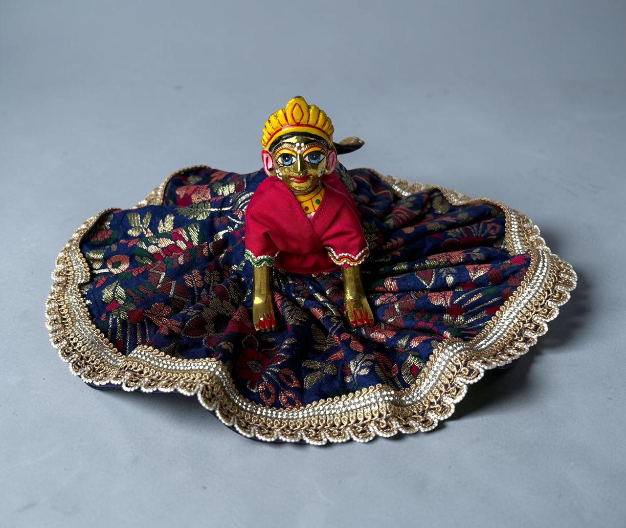 Shahi neelraj poshak for Radharani