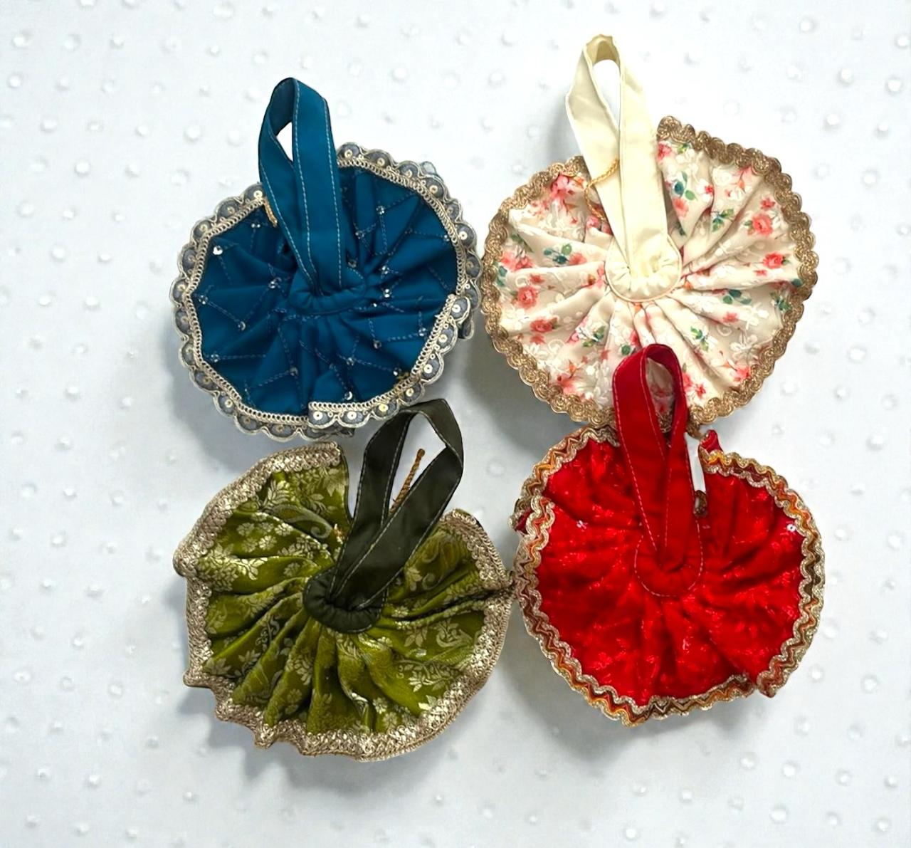 6 no dress (Set of 4)