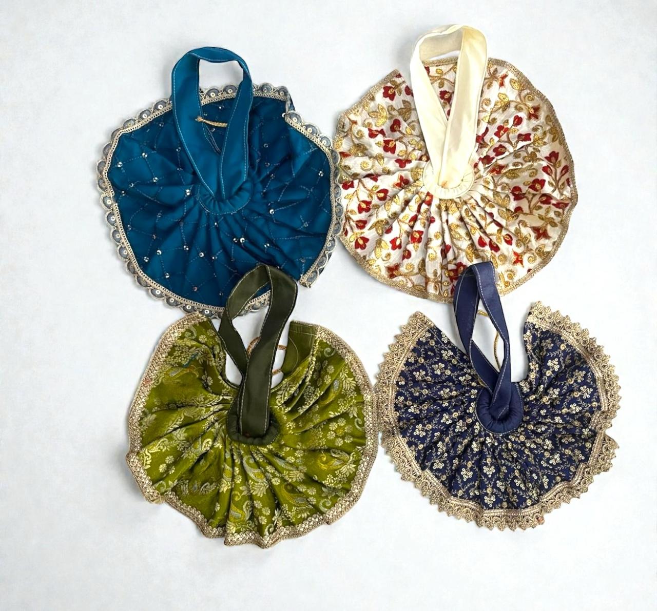 6 no dress (Set of 4)